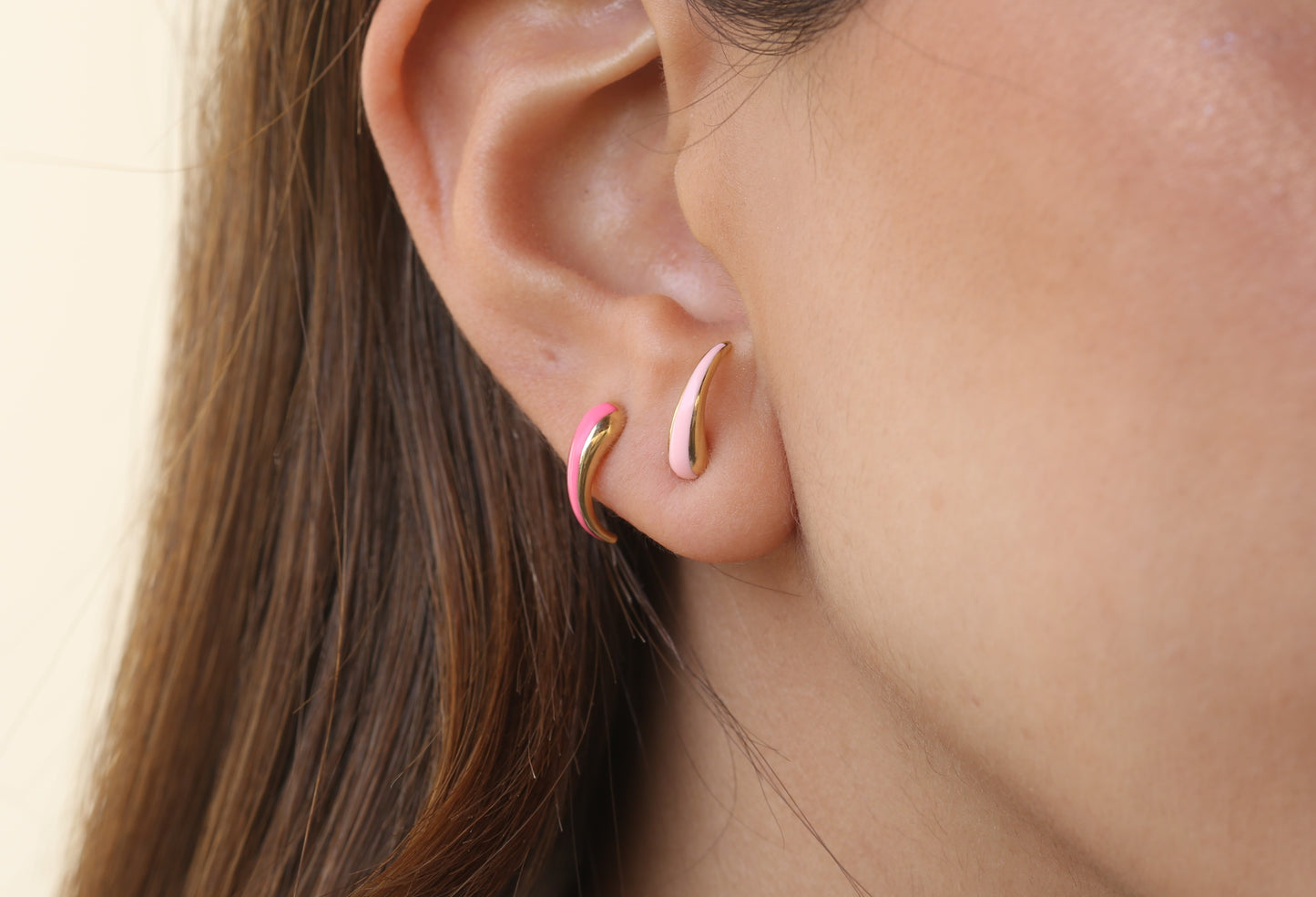 18K Gold Clo Earring