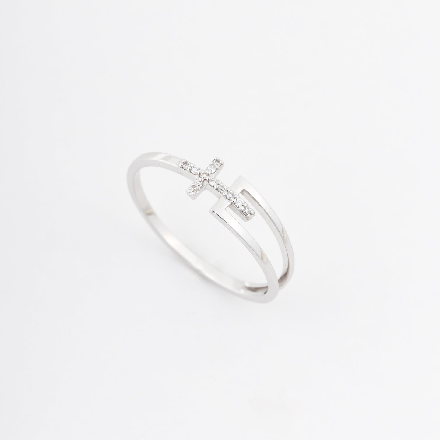 18K Gold Across Ring