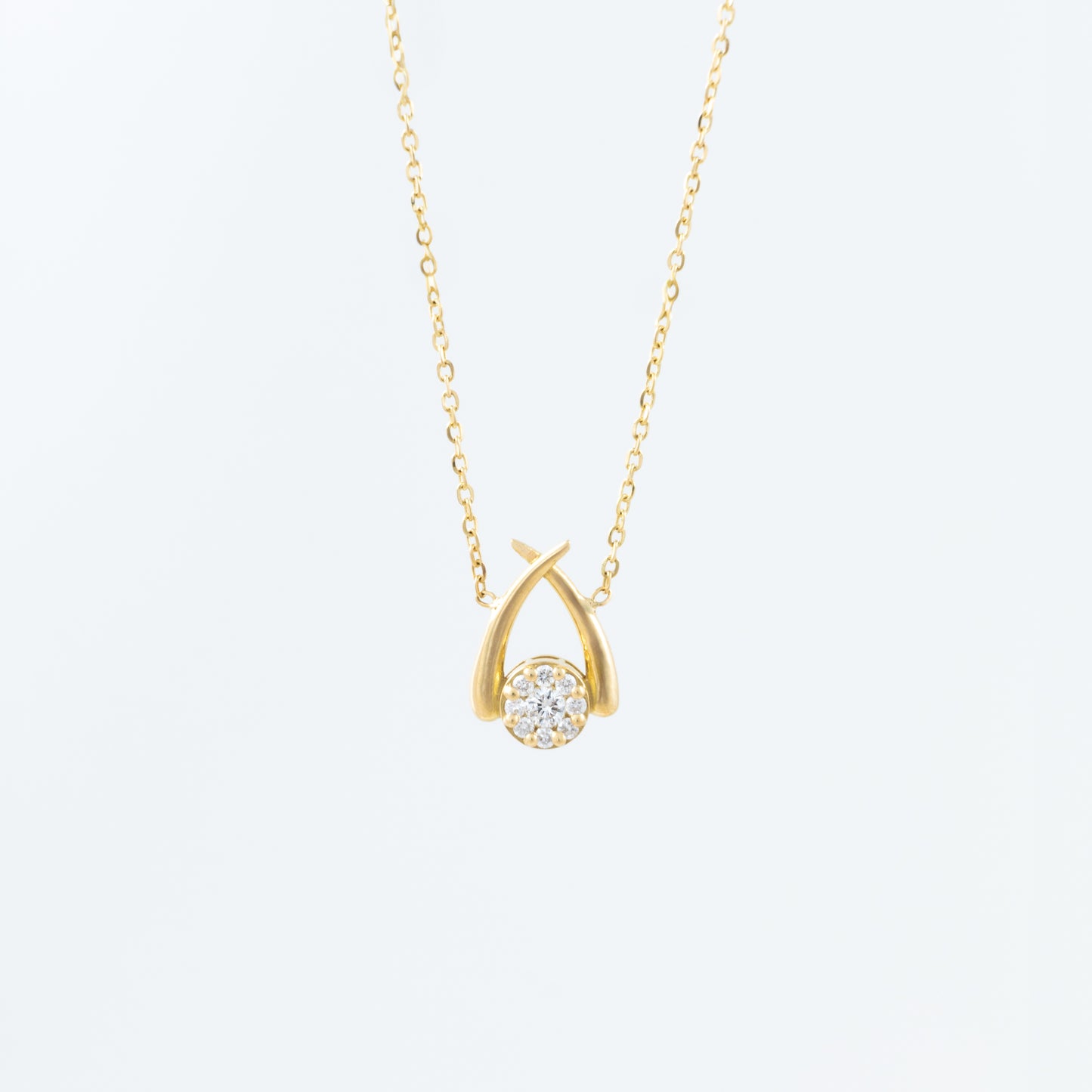 18K Gold Clinch Necklace